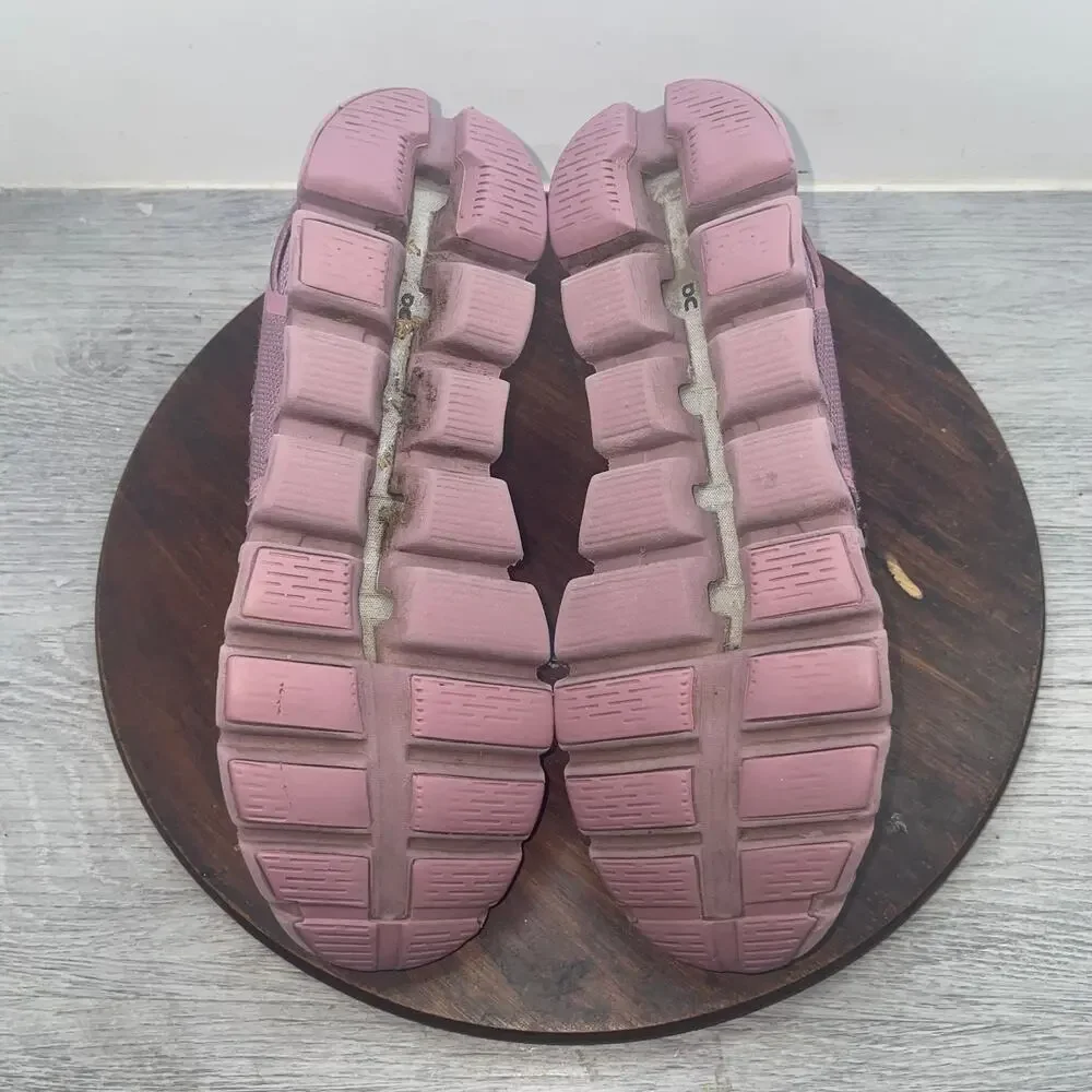 On Running cloud mauve